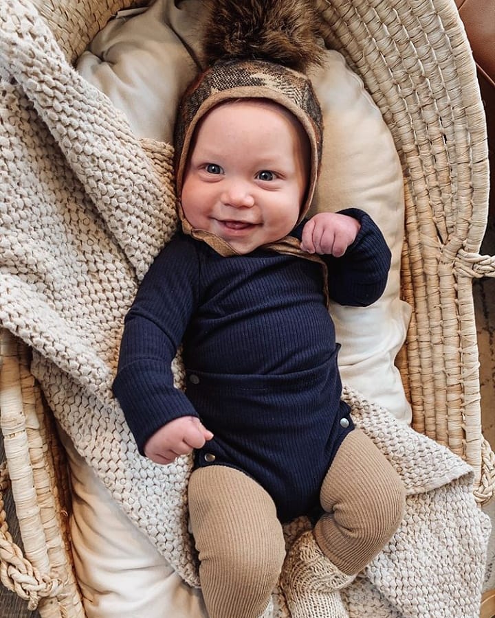 Leo front snap