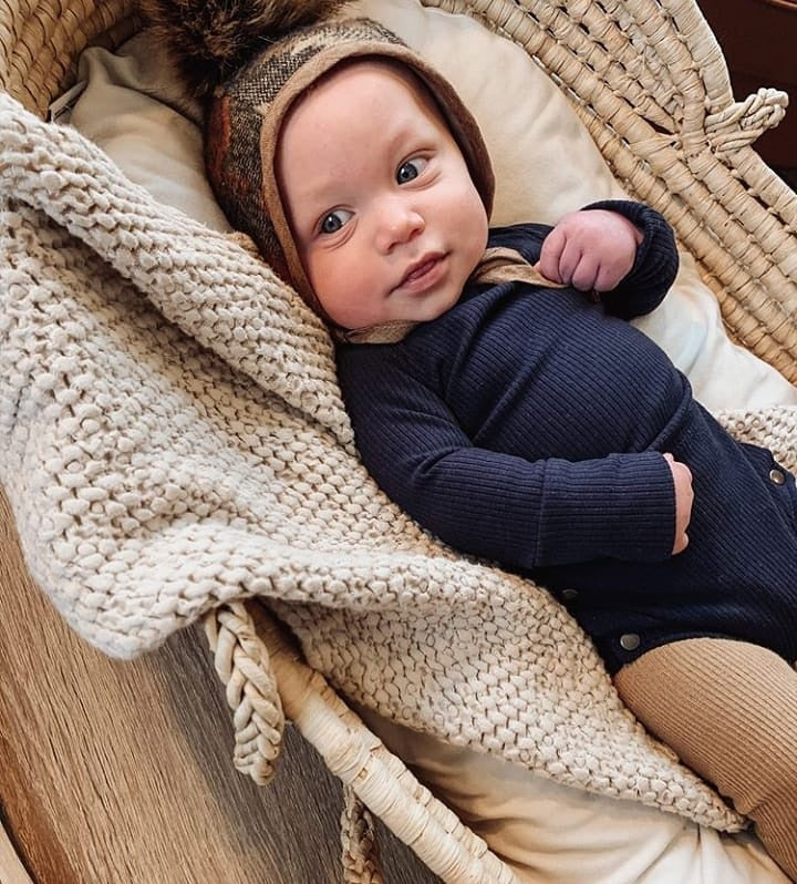 Leo front snap